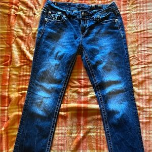 Miss Me Mid Rise Easy Cropped Jeans Size 28